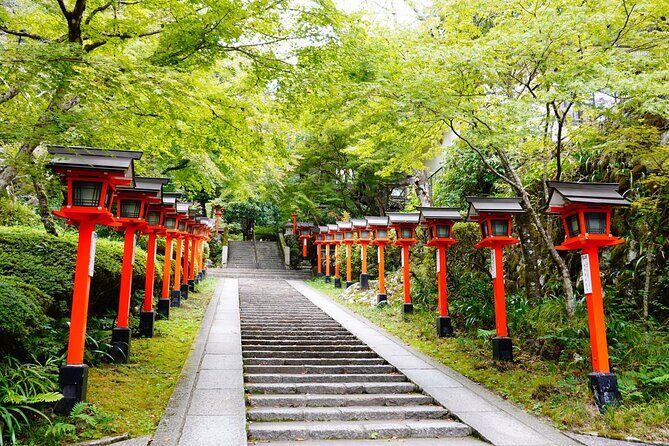Hiking Tour for Sacred Sites in Kyoto with a Guide - Key Points