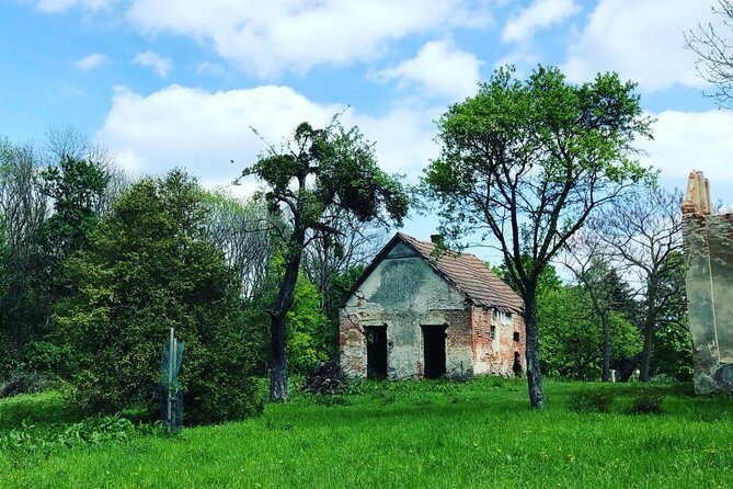 Hiking Tour in the Small Carpathians - In the track of forest people - Discovering the Forest People in Slovakia’s Small Carpathians