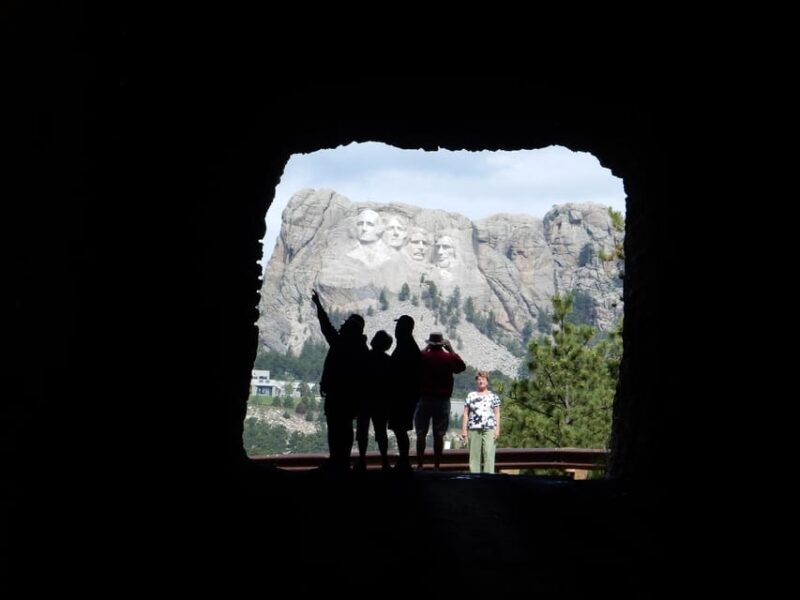 Hill City: Private Mount Rushmore, Crazy Horse & More Tour - Exploring the Black Hills: A Deep Dive into the Tour
