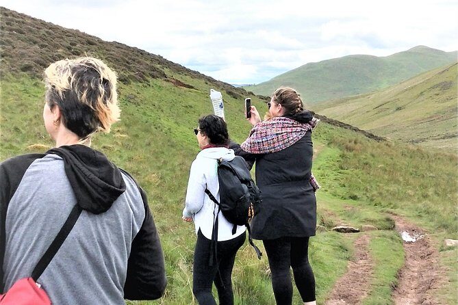 Hill & Nature Hike - Discover Real Edinburgh With a Local Expert - An In-Depth Look at the Hill & Nature Hike