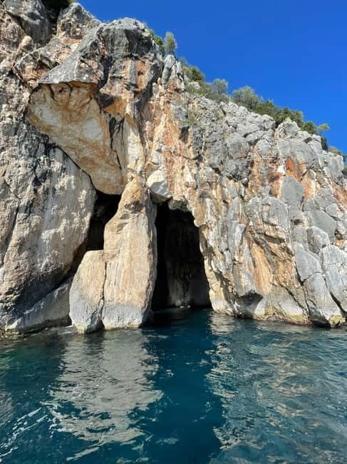 Himara:Daily trip to Gramma Bay with swimming stops - Who Should Consider This Tour?