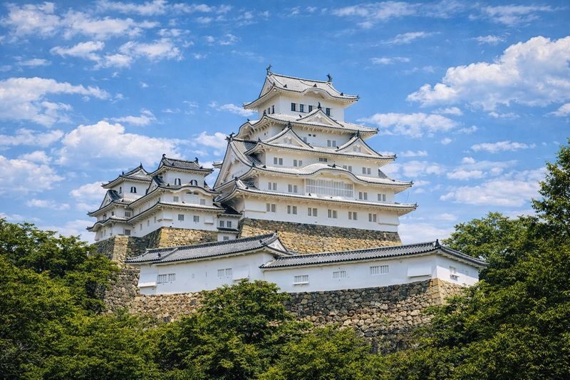 Himeji Castle, Kobe Mt. Rokko & Arima Onsen Day Trip (Spring/Year-round) - Three hours around Himeji Castle
