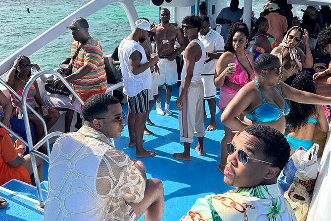 Hip-Hop Party Boat with Dj Live Adults Only and Unlimited Drinks - FAQ