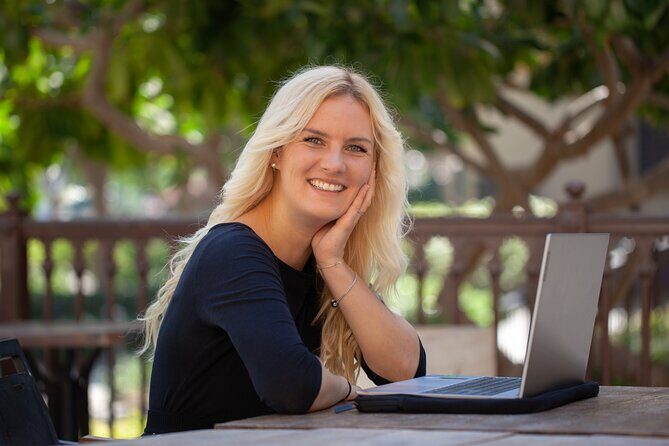 Hire Photographer, Professional Photo Shoot - Auckland - FAQ