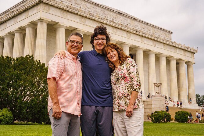 Hire Photographer, Professional Photo Shoot in Washington DC - A Closer Look at the Washington DC Photo Experience