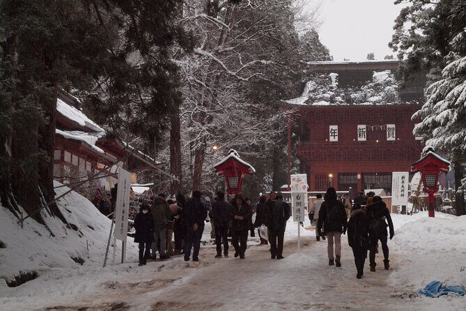 Hirosaki Temples and Shrines Historical Tour with Licensed Guide - A Closer Look at the Hirosaki Temples and Shrines Tour
