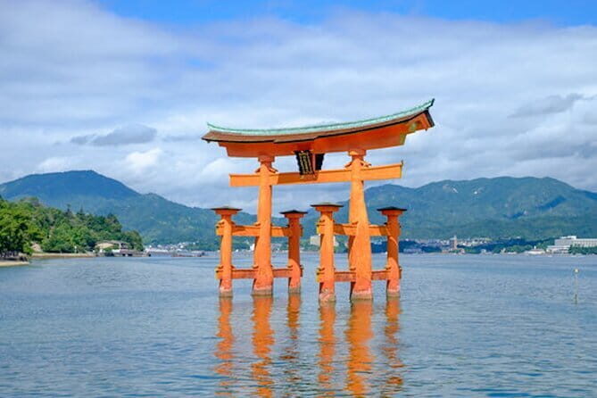 Hiroshima and Miyajima Private Custom Tour with Local Guide - Key Points