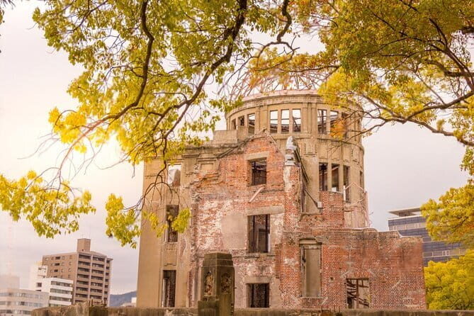 Hiroshima and Miyajima Private Tour with English Driver/Guide - Exploring Hiroshima and Miyajima with a Private Tour