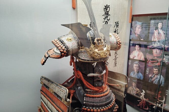 Hiroshima Castle 1h guide tour - In-Depth Review of the Hiroshima Castle 1-Hour Guided Tour