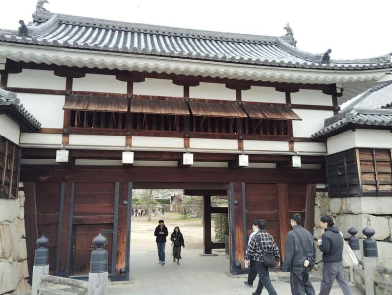 Hiroshima Castle 1h guide tour - The Sum Up