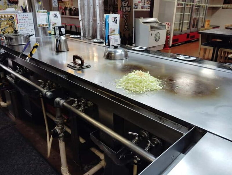 Hiroshima: Ekimae - Hiroba Food Walking Tour w/ Okonomiyaki - A Close Look at the Experience