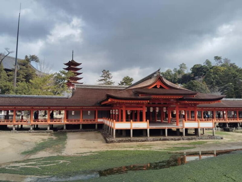 Hiroshima: Itsukushima Shrine and Miyajima Summit Tour - What to Expect During the Tour