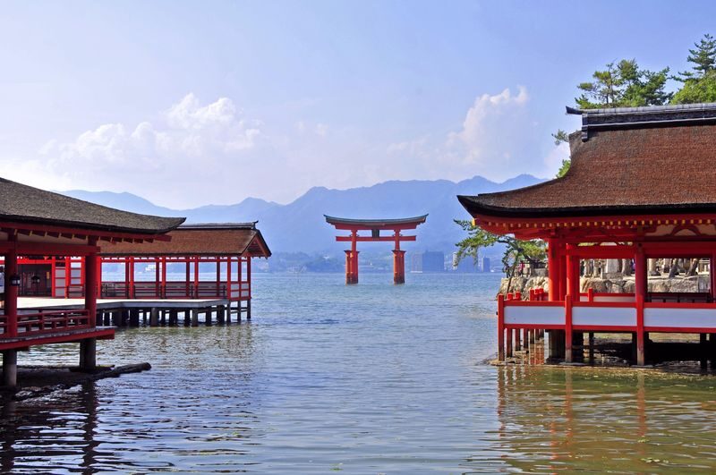 Hiroshima & Miyajima 1 Day Bus Tour With lunch - Two UNESCO-linked sights, one carefully planned day