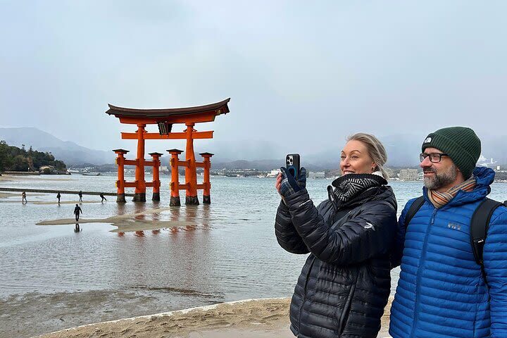 Hiroshima & Miyajima Highlights Private Day Tour - Itsukushima Shrine and the red torii gate