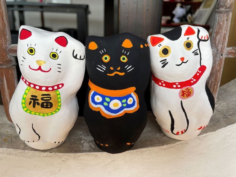 Hiroshima Onomichi: Maneki-neko Painting (Tenugui Included) - Getting started without art experience