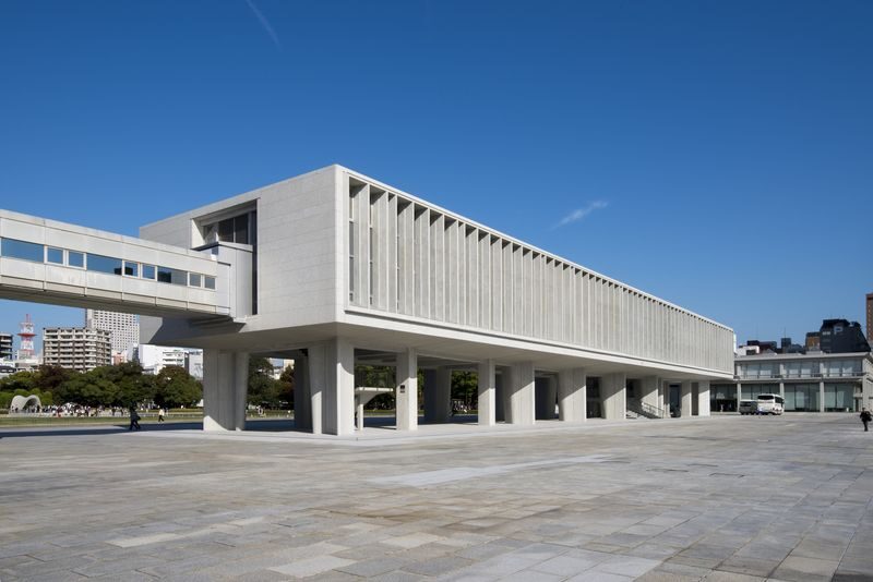 Hiroshima Peace Memorial Museum Admission - Choosing a time when the galleries are calmer