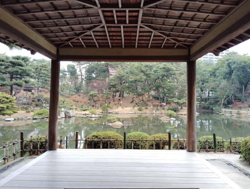 Hiroshima: Shukkei-en Garden with local guide 90min - Key Points