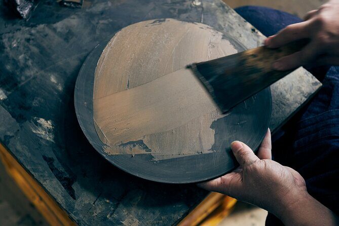 Hiroshima: Traditional lacquer art & studio tours(gift included) - What makes this tour special