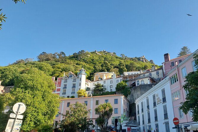 Historic center of Sintra on foot - Authentic Experiences and Insights from Reviews