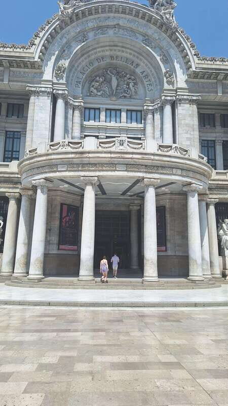 Historic Center: Private tour with murals, history, and churros - Practical Considerations and Who Will Enjoy This Tour