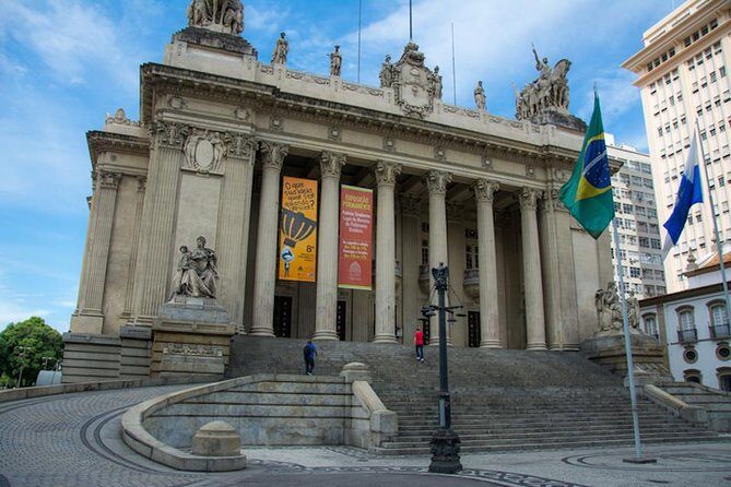 Historic Centre Private Tour with a Photographer - The Itinerary: What Makes Each Stop Special