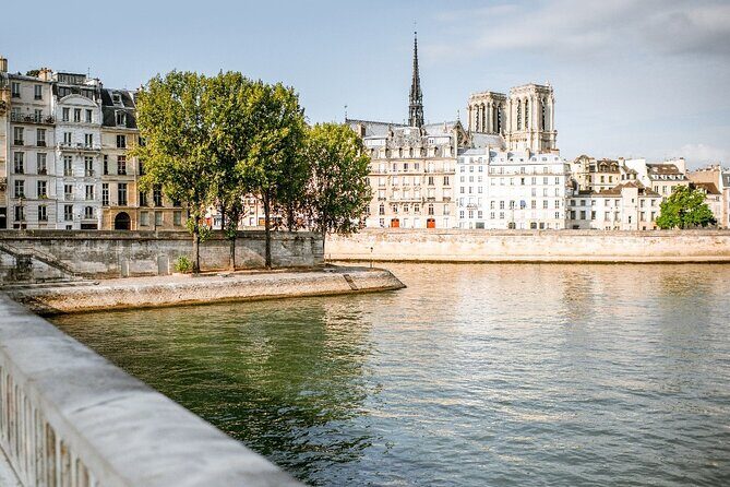 Historic Heart of Paris: Île de la Cité Walking Tour - FAQ