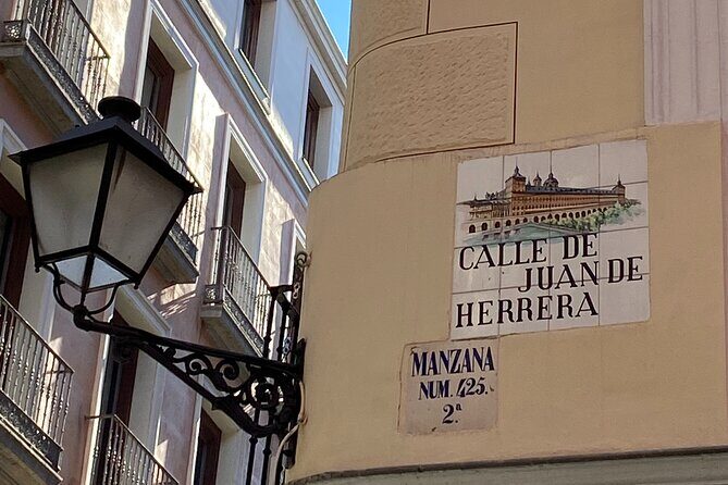 Historic Madrid, a walk through the Austrias neighborhood - The Tour in Detail: What You Can Expect