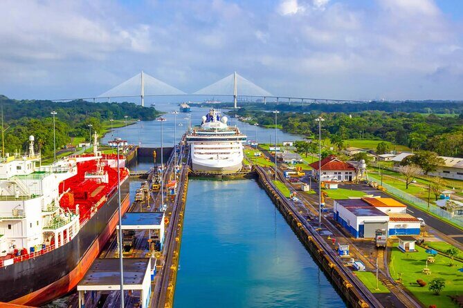 Historic Portobelo and Panama Canal Agua Clara Locks Combo Tour - Authentic Experiences and Accessibility