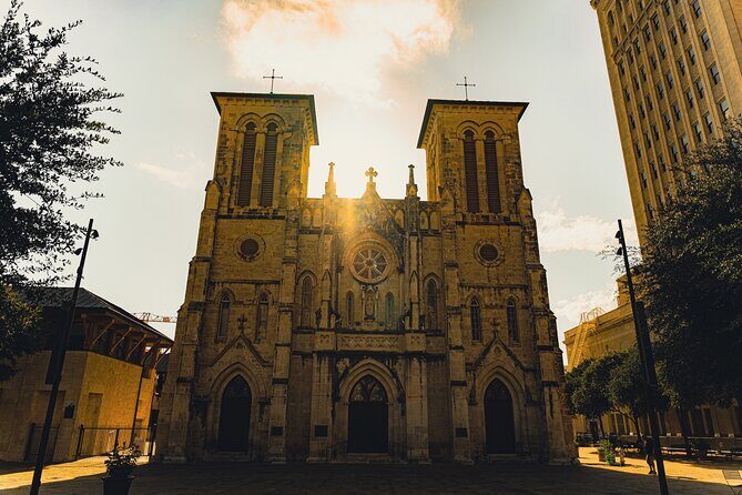 Historic San Antonio Audio APP and GPS Private Self Guided Tour - Key Points