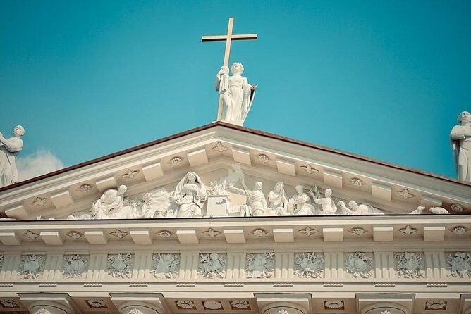 Historic Vilnius: Exclusive Private Tour with a Local Expert - The Value of a Private Tour in Vilnius