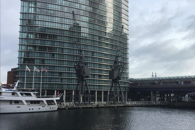 Historic walk of East Londons Wapping Docks and its famous Pubs - An In-Depth Look at the Wapping Docks and Pubs Tour