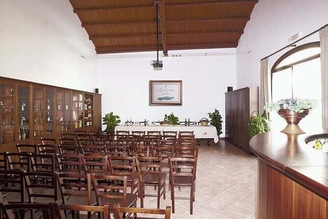 Historic winery visit with food and wine tasting in Marsala - FAQs