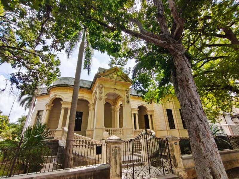 Historical and Cultural Tour on Paseo de Montejo - Key Points