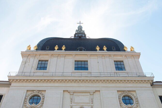 Historical and naughty tour of Lyon - Winding Down: Who Will Love This?
