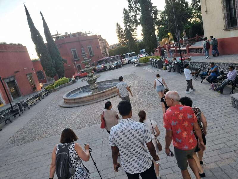 Historical & Cultural Walking Tour of San Miguel de Allende - Exploring Casa de Cultura Banamex and Centro Cultural Ignacio Ramírez El Nigromante