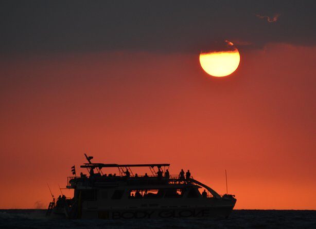 Historical Dinner Cruise to Kealakekua Bay - What We Love and What to Consider