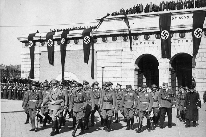 Historical Hitler Walking Tour of Vienna - The Basics of the Tour Experience
