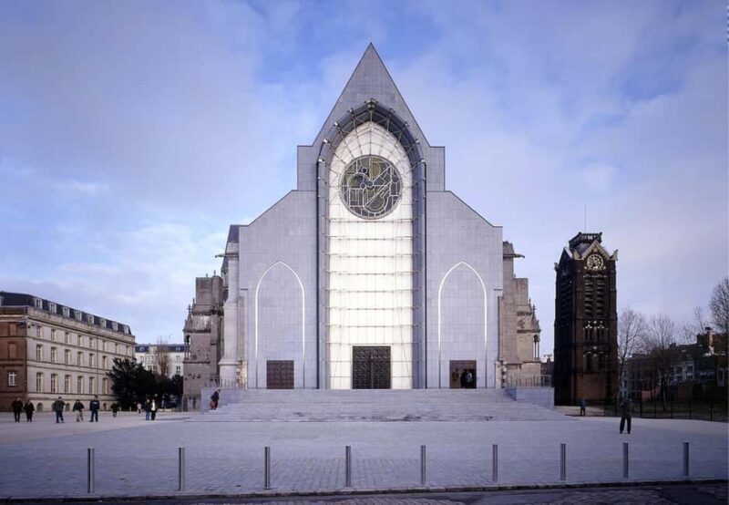 Historical tour of Lille by a passionate local resident - Who Will Love This Tour?