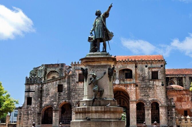 Historical Tour of Santo Domingo and 3 eyes Caves with Lunch - A Balanced Look at the Santo Domingo & 3 Eyes Caves Tour