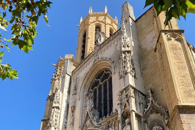 Historical visit/Treasure Hunt of Aix en Provence - Exploring Aix-en-Provence on a Treasure Hunt