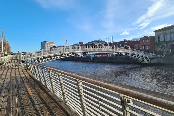 Historical Walking Tour of Dublin - A Close Look at the Dublin Walking Tour Experience