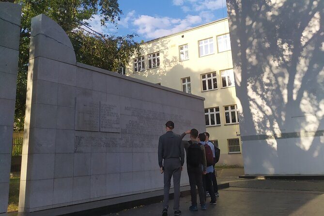 Historical Walking Tour of Jewish Warsaw - Exploring the Jewish Roots of Warsaw: A Detailed Review