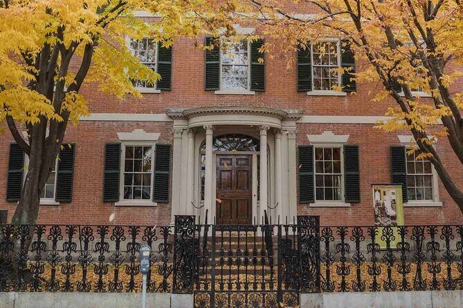 History and Hauntings of Salem Guided Walking Tour - Why Travelers Appreciate This Tour