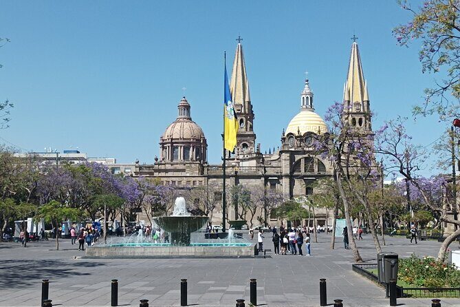History and Murals: Walking Tour Guadalajara - An In-Depth Look at the Guadalajara Walking Tour