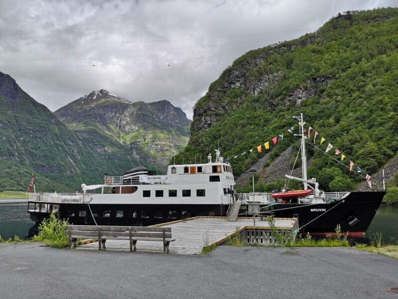 Hjørundfjord Fjord Cruise Ålesund-Øye one way - Who Will Love This Tour?
