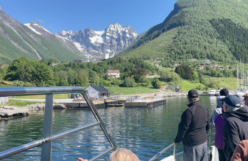 Hjørundfjord Fjord Cruise Ålesund-Øye one way - FAQs