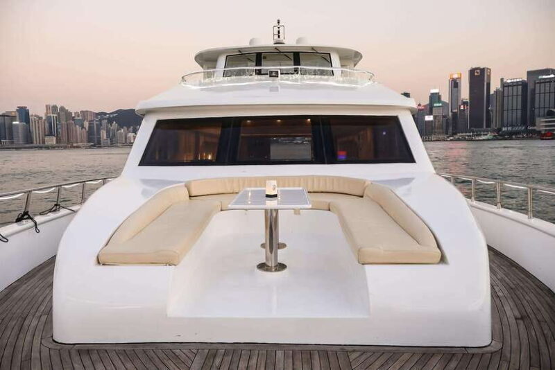 HK: Victoria Harbor Tour & Symphony of Lights (Free Drinks) - Hong Kong Victoria Harbor Tour & Symphony of Lights (Free Drinks): An In-Depth Review