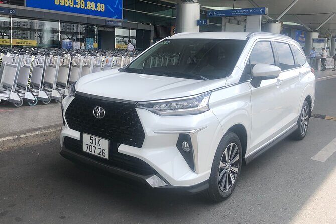 HO CHI MINH AIRPORT: CAR 7s PICK UP HOTEL (one way transfer) - Quick Overview