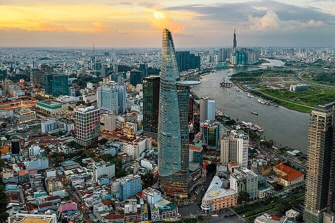 Ho Chi Minh City & Cu Chi Tunnels Full Day Premier Tour - A Complete Day Exploring Ho Chi Minh City and the Cu Chi Tunnels