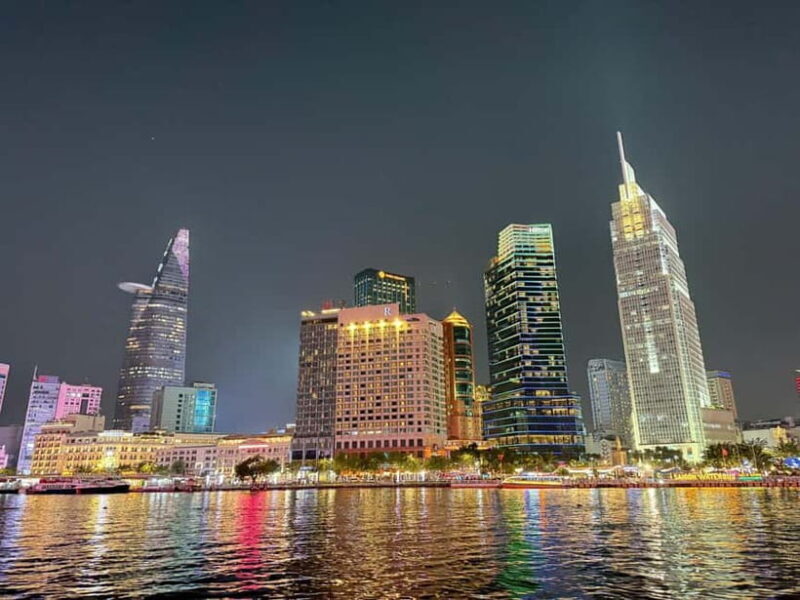 Ho Chi Minh City: Lively Saigon River Sightseeing Cruise - Key Points